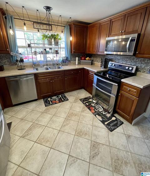 9423 Central Rd, Warrior, AL 35180 photo 3