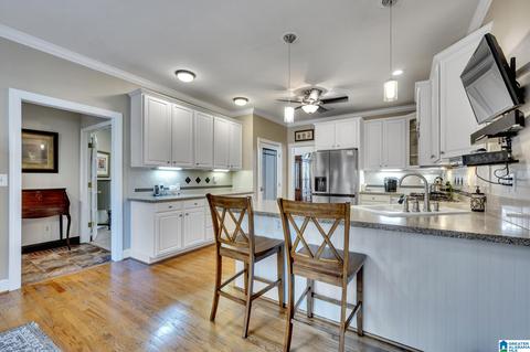 2201 Pinehurst Dr, Gardendale, AL 35071 photo 9