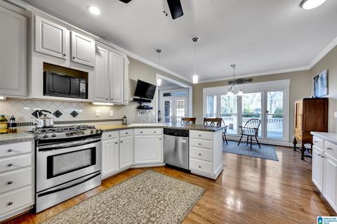 2201 Pinehurst Dr, Gardendale, AL 35071 photo 11