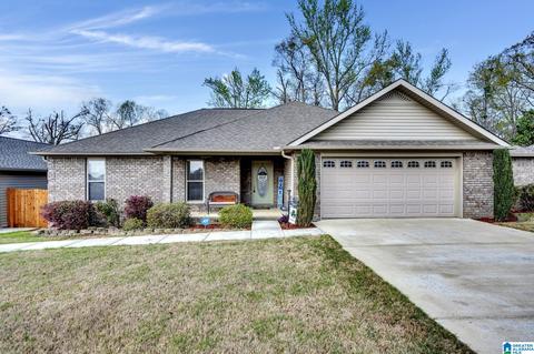 107 Maplewood Dr, Clanton, AL 35045 photo 3