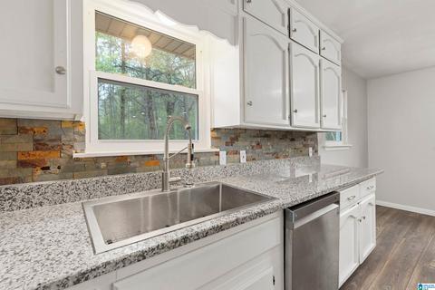 8640 Central Rd, Warrior, AL 35180 photo 7