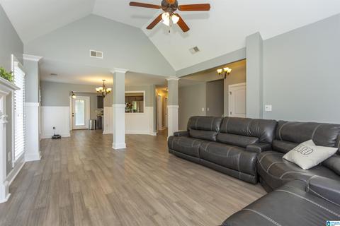 101 Falling Waters Ln, Maylene, AL 35114 photo 5