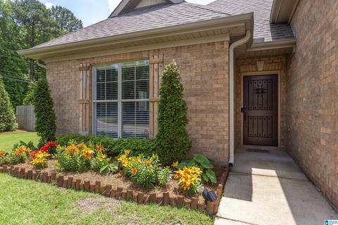 101 Falling Waters Ln, Maylene, AL 35114 photo 2