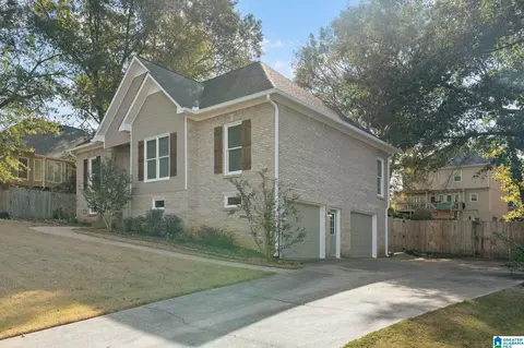 113 Tintern Abbey, Alabaster, AL 35007 photo 4