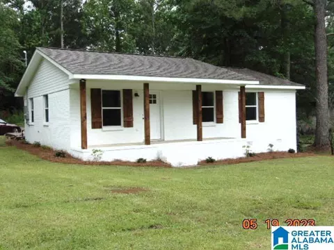 801 8th St N, Clanton, AL 35045 photo 1