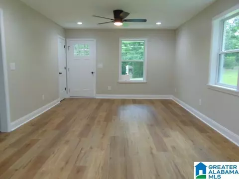 801 8th St N, Clanton, AL 35045 photo 7