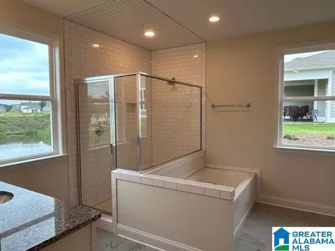 Bath - 532 Ramsgate Dr, Maylene, AL 35114 photo 3 of 5
