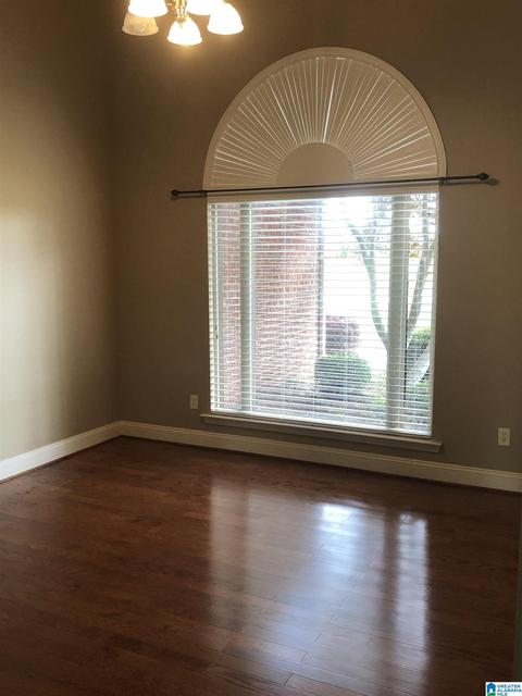 95 Crest Loop Rd, Clanton, AL 35045 photo 5