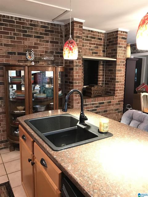 903 Glenview Cir, Jasper, AL 35501 photo 4