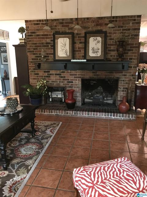 903 Glenview Cir, Jasper, AL 35501 photo 6
