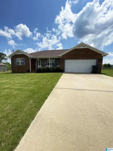 334 Bailey Rd, Weaver, AL 36277 photo 1