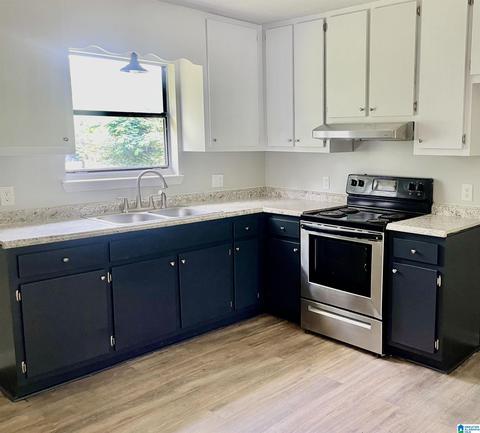 705 Hand St, Clanton, AL 35045 photo 3