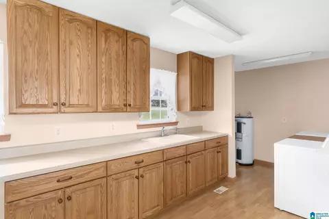 1395 Thomas Rd, Warrior, AL 35180 photo 13