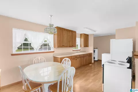 1395 Thomas Rd, Warrior, AL 35180 photo 12
