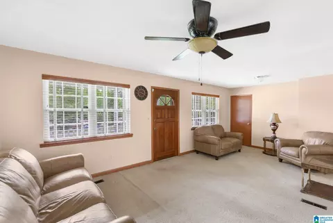 1395 Thomas Rd, Warrior, AL 35180 photo 9