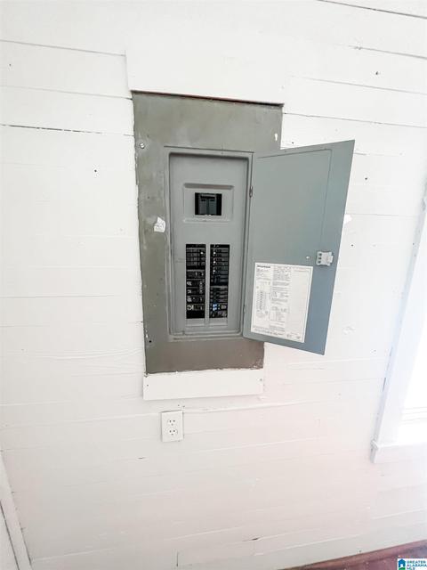 701 Houston St, Dothan, AL 36303 photo 9