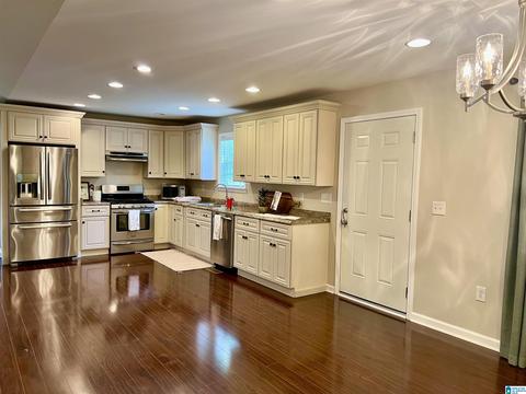 409 2nd St, Warrior, AL 35180 photo 4