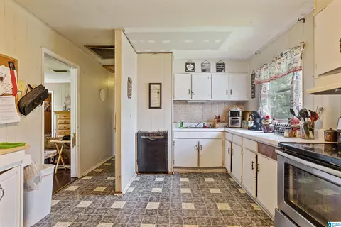 705 Ridgeway Dr, Oneonta, AL 35121 photo 7