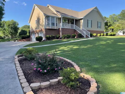 511 Springdale Rd, Mount Olive, AL 35117 photo 1
