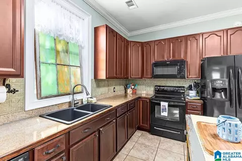 1104 Highland Ave, Clanton, AL 35045 photo 12