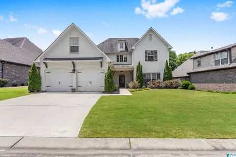 369 Strathaven Dr, Pelham, AL 35124 photo 1