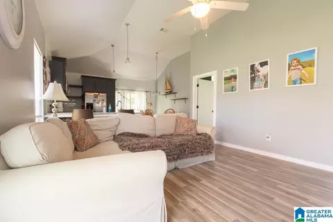 255 Oak Leaf Cir, Pell City, AL 35125 photo 7