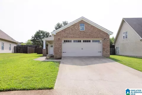 255 Oak Leaf Cir, Pell City, AL 35125 photo 3