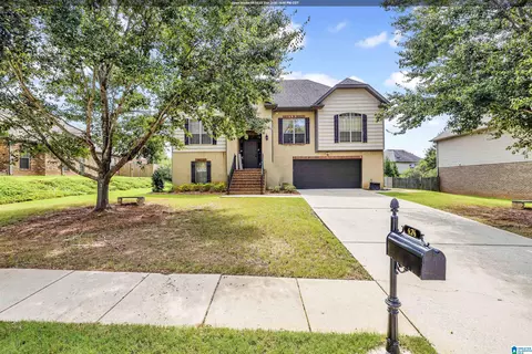 424 Ramsgate Dr, Maylene, AL 35114 photo 1