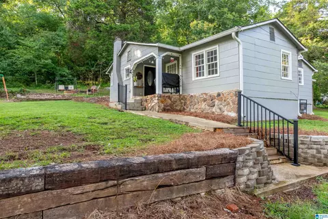 504 7th Ave E, Oneonta, AL 35121 photo 1