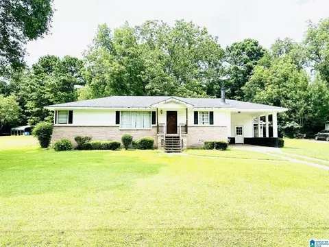 3542 Virginia Dr, Hueytown, AL 35023