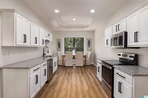 100 Chinaberry Ln, Maylene, AL 35114 photo 6