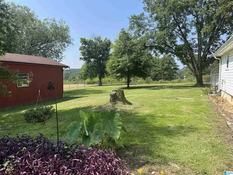 737 Armstrong Loop, Hayden, AL 35079 photo 11