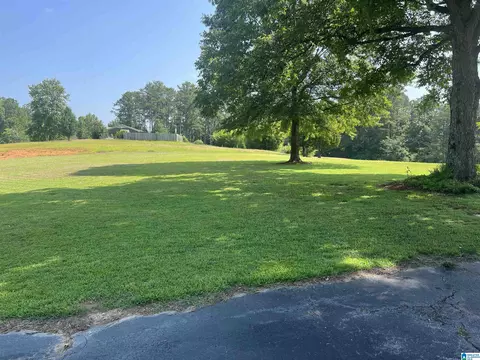 737 Armstrong Loop, Hayden, AL 35079 photo 7