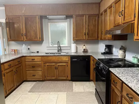737 Armstrong Loop, Hayden, AL 35079 photo 21