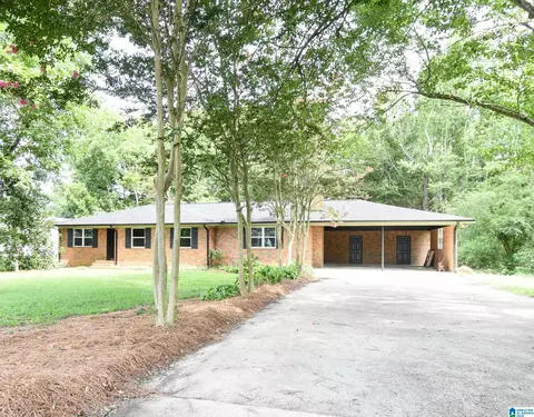 704 Temple Rd, Clanton, AL 35045 photo 1