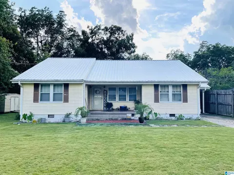 207 N 14th St, Clanton, AL 35045 photo 1