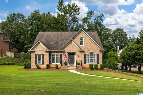 207 Silverleaf Dr, Pelham, AL 35124 photo 1