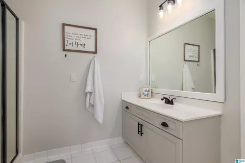 207 Silverleaf Dr, Pelham, AL 35124 photo 9