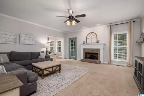 207 Silverleaf Dr, Pelham, AL 35124 photo 12
