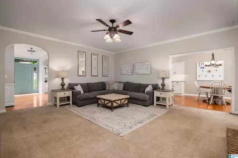 207 Silverleaf Dr, Pelham, AL 35124 photo 17