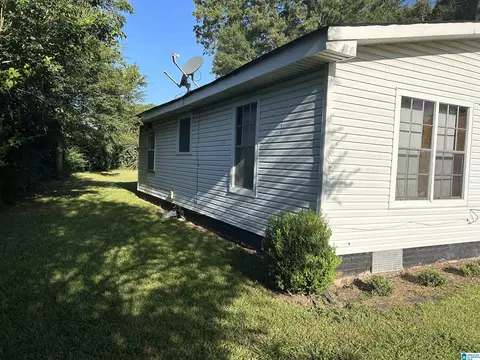 110 Augusta St, Clanton, AL 35045 photo 4