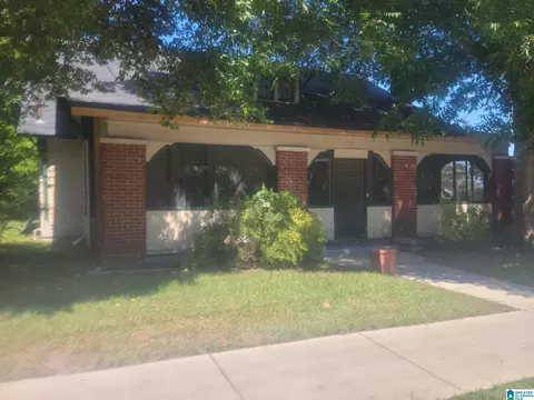 400 8th St N, Clanton, AL 35045 photo 1