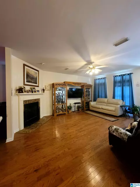 115 Riverwalk Ct, Dothan, AL 36303 photo 2