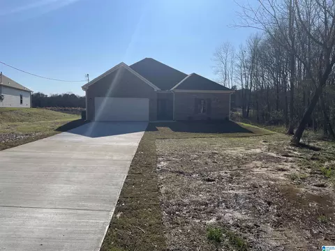 446 S Pine Dr, Jasper, AL 35504 photo 1