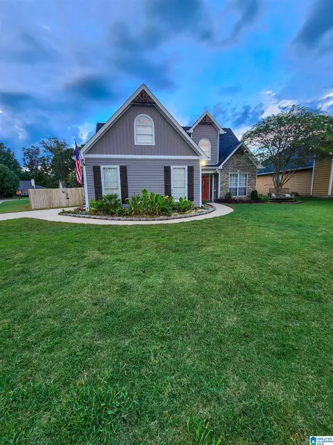 405 Cedar Grove Ln, Maylene, AL 35114 photo 2