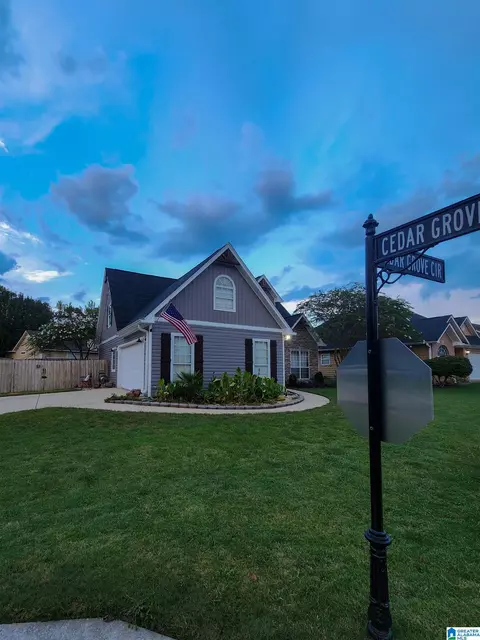405 Cedar Grove Ln, Maylene, AL 35114 photo 3