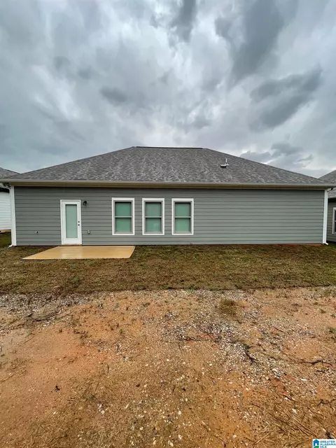 30 Avalon Way, Clanton, AL 35045 photo 2