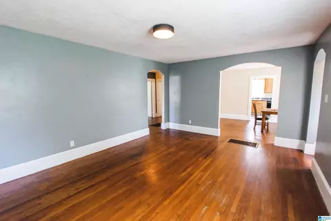 409 E 5th St, Anniston, AL 36207 photo 12
