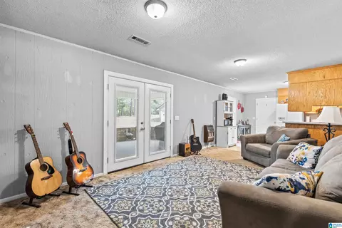 242 Pineview Dr, Jemison, AL 35085 photo 9