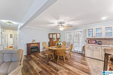 128 Crestview Dr, Clanton, AL 35045 photo 9